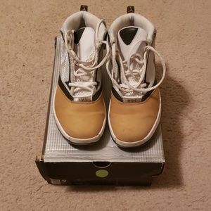 Authentic Jordan 16+